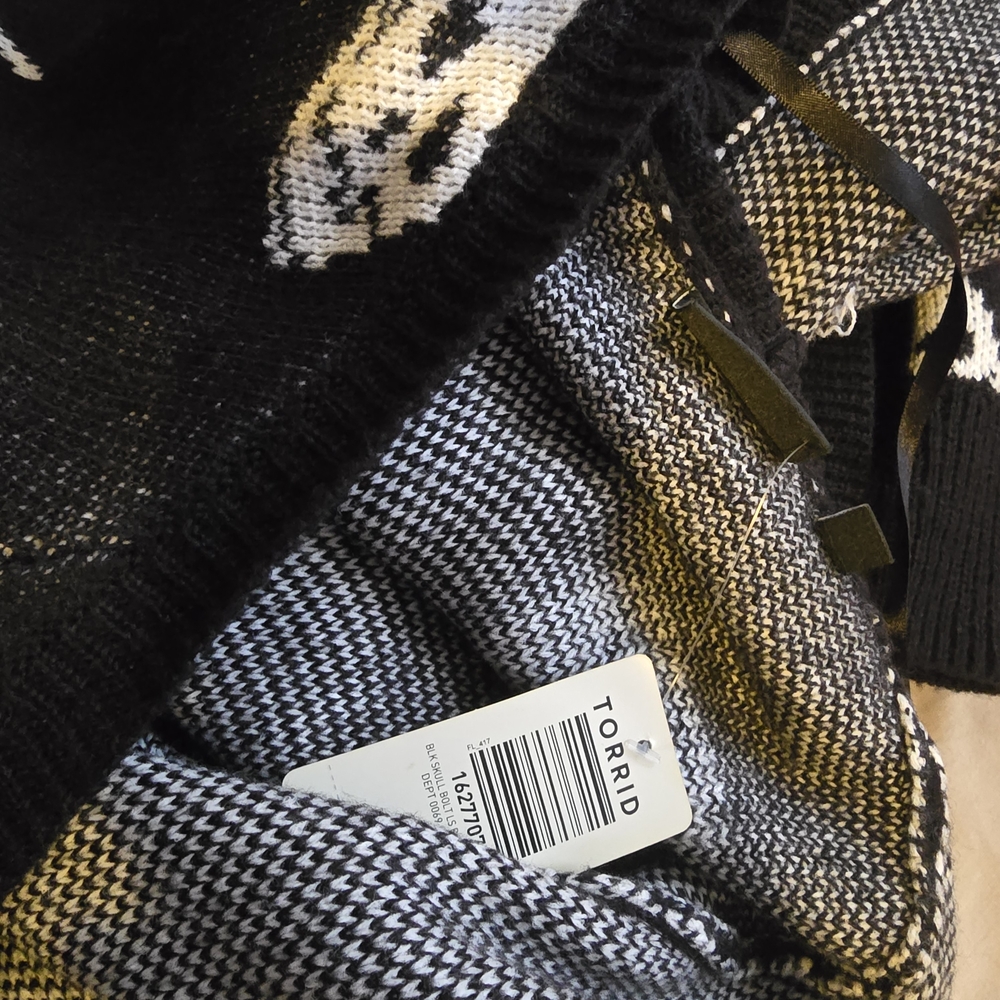 Fall-Apple PICKING-LONG SWEATER Torrid LOVE SICK SKULL Cardigan SIZE 5X - Picture 4 of 4